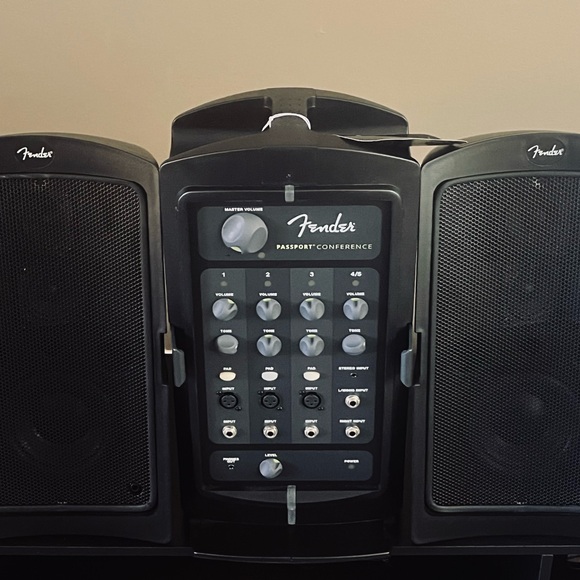 Fender Pass port PA System new with tags - Picture 3 of 7
